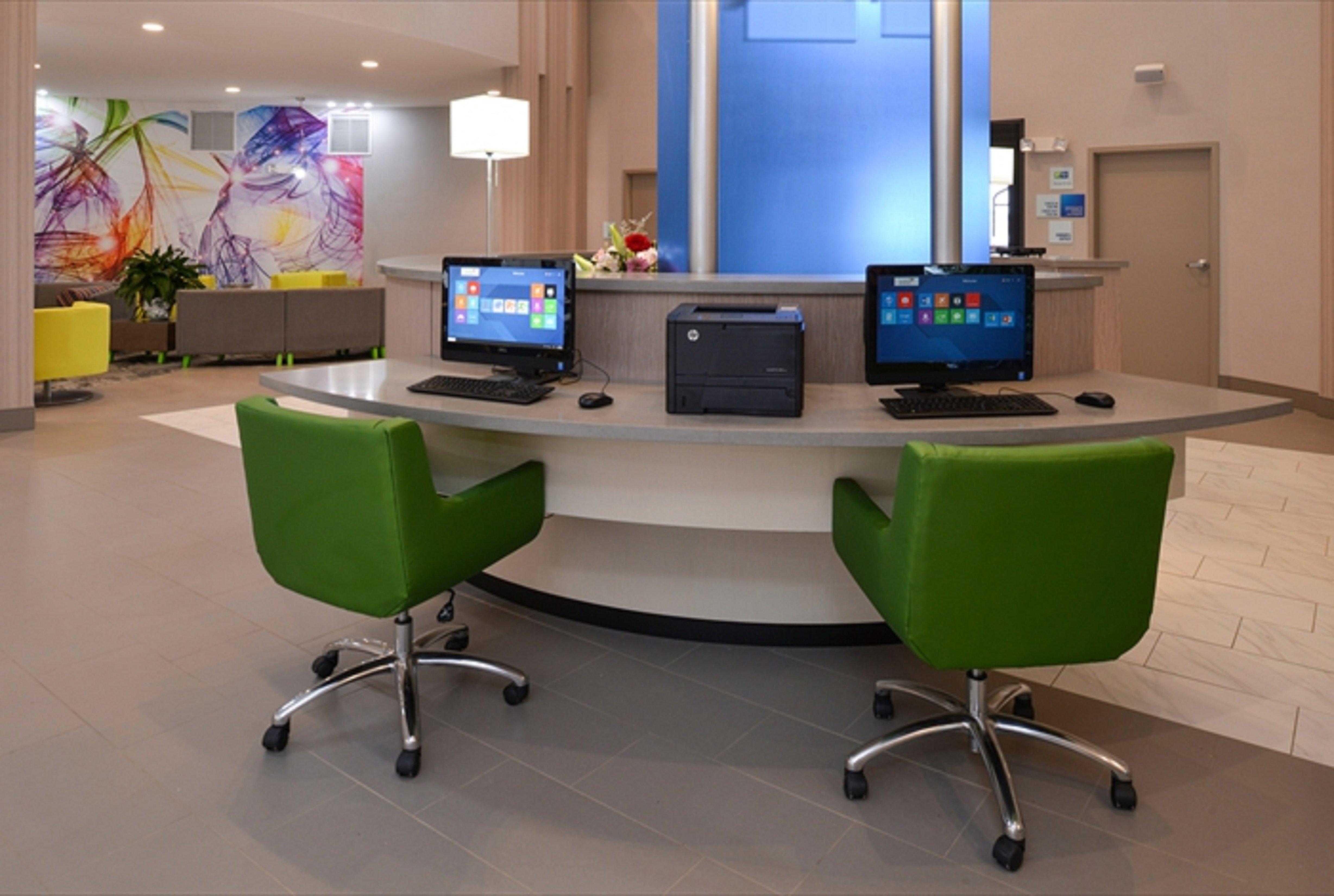 Holiday Inn Express & Suites Shippensburg By Ihg Zewnętrze zdjęcie