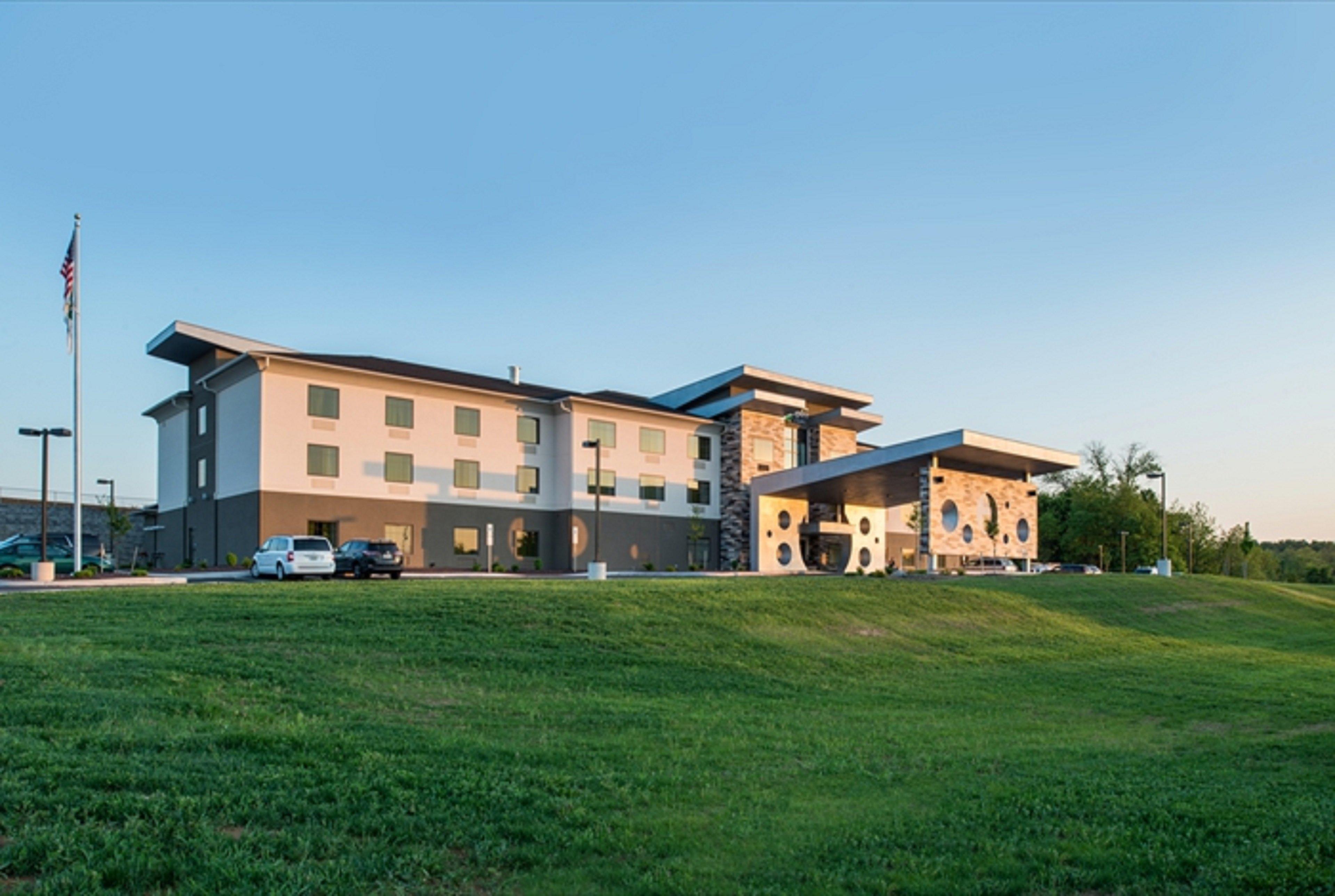 Holiday Inn Express & Suites Shippensburg By Ihg Zewnętrze zdjęcie