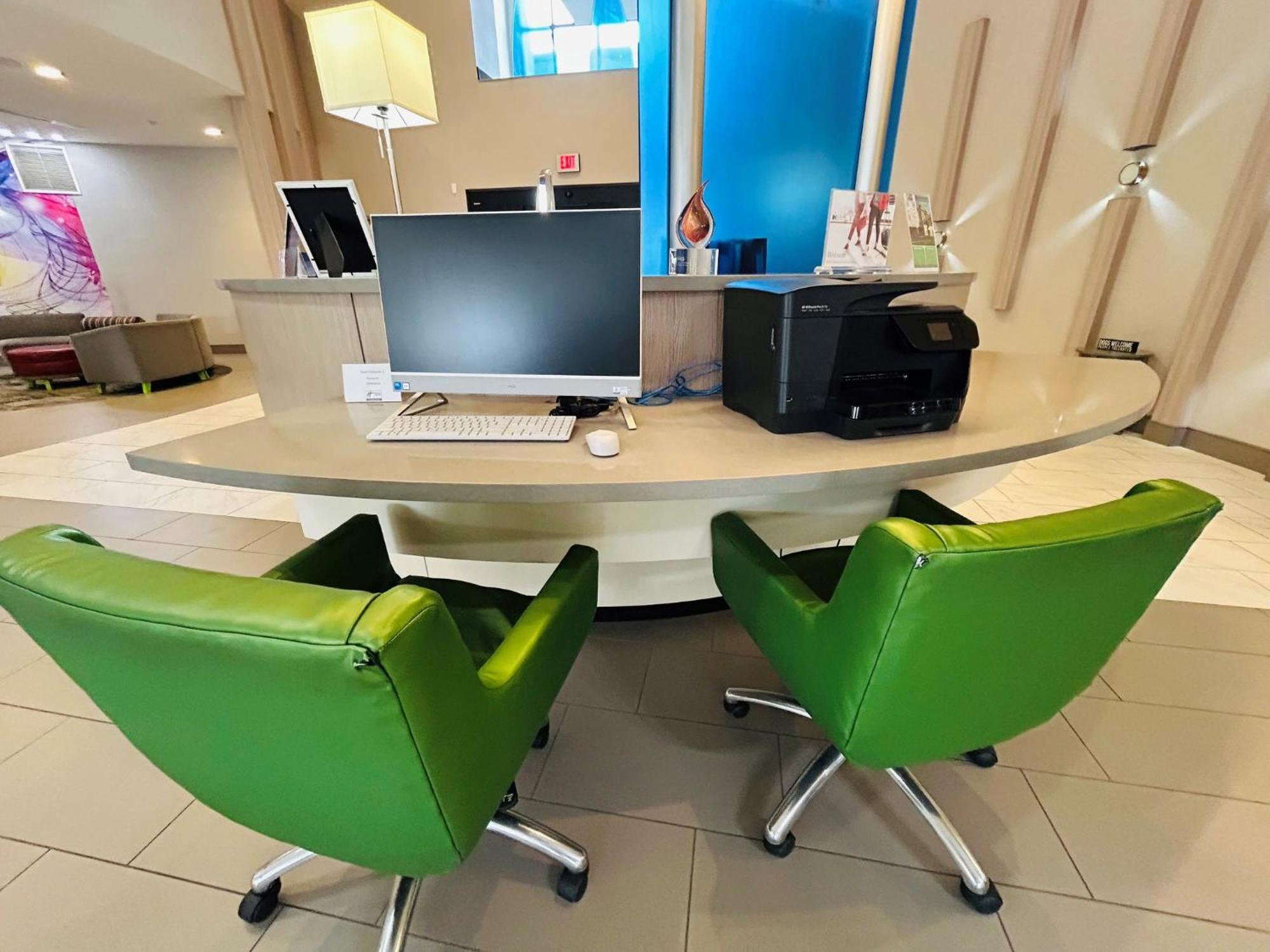 Holiday Inn Express & Suites Shippensburg By Ihg Zewnętrze zdjęcie