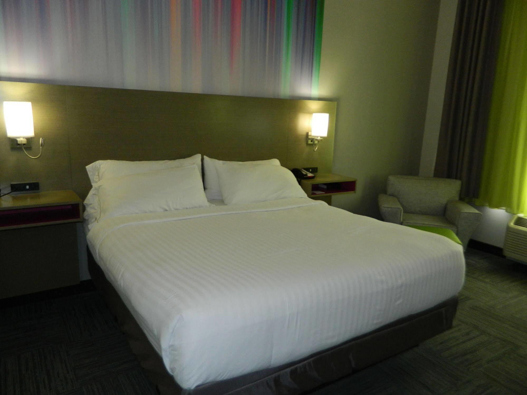 Holiday Inn Express & Suites Shippensburg By Ihg Zewnętrze zdjęcie